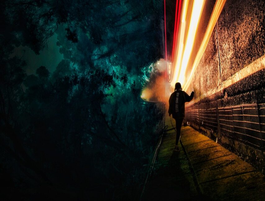 light-track-4849730_1280